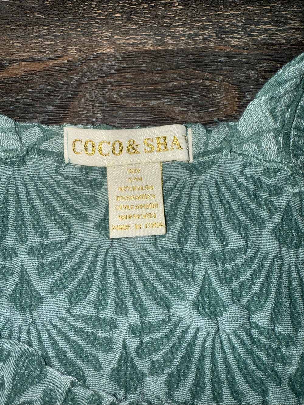 Women's Ribbed Patterned Tanks - Picture 5 of 6